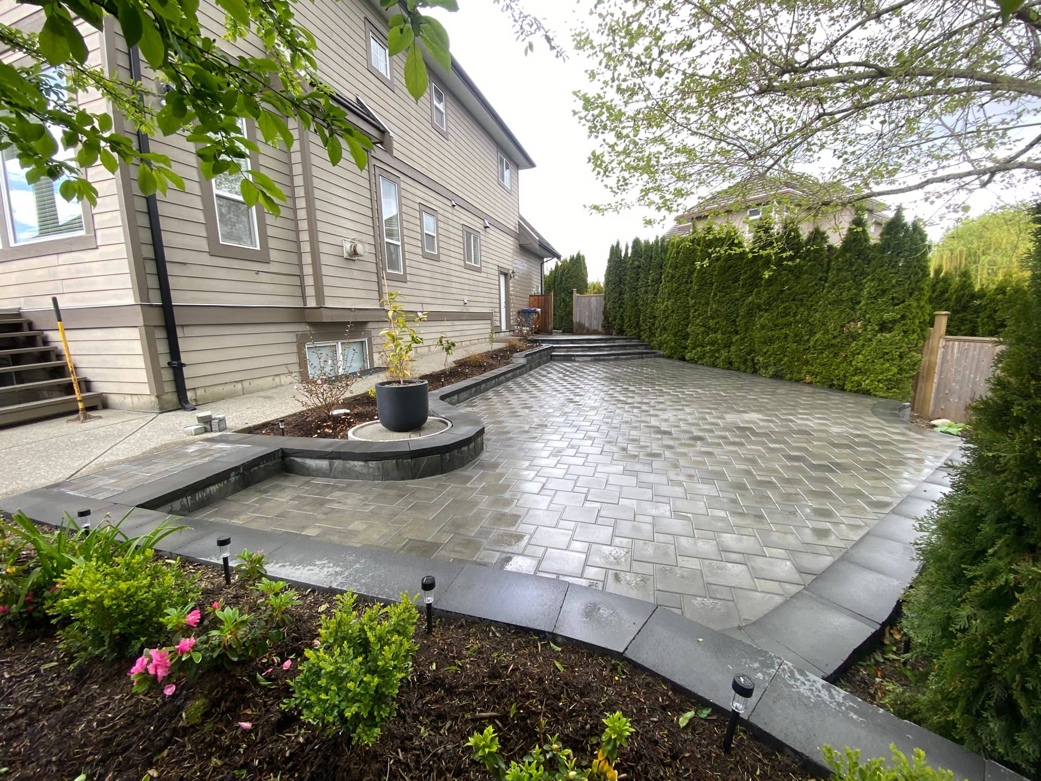 Completed large patio with Allan Block Border